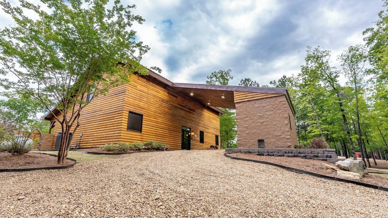 Photo of Outdoor in Dawson