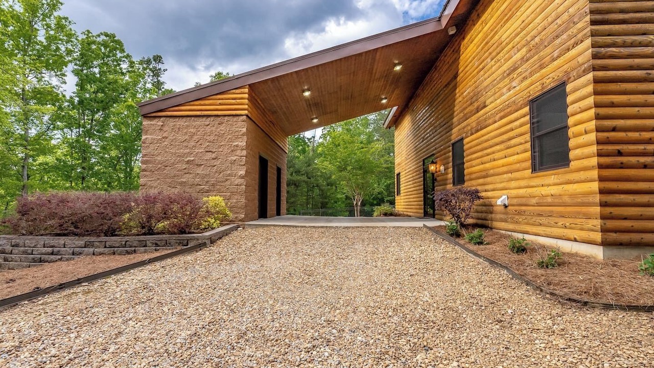 Photo of Outdoor in Dawson