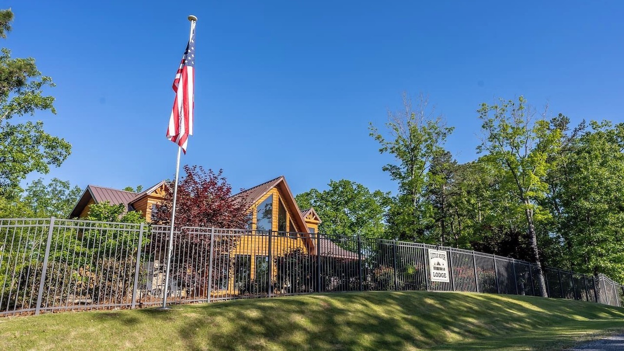 Photo of Outdoor in Dawson