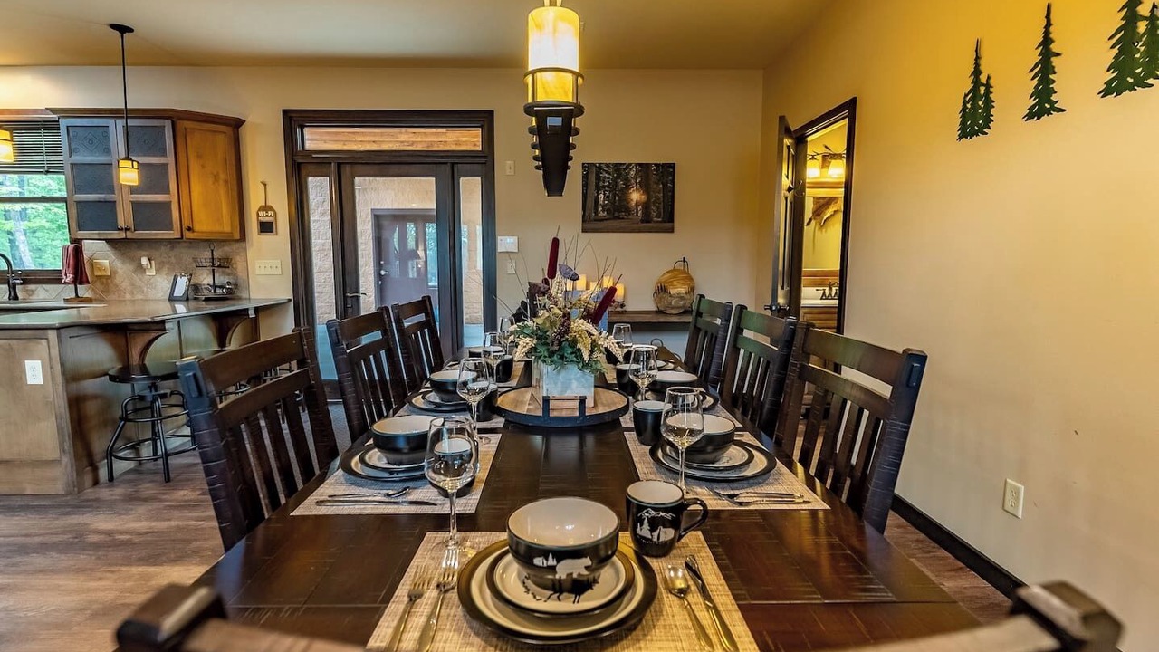 Photo of Others in Dawson