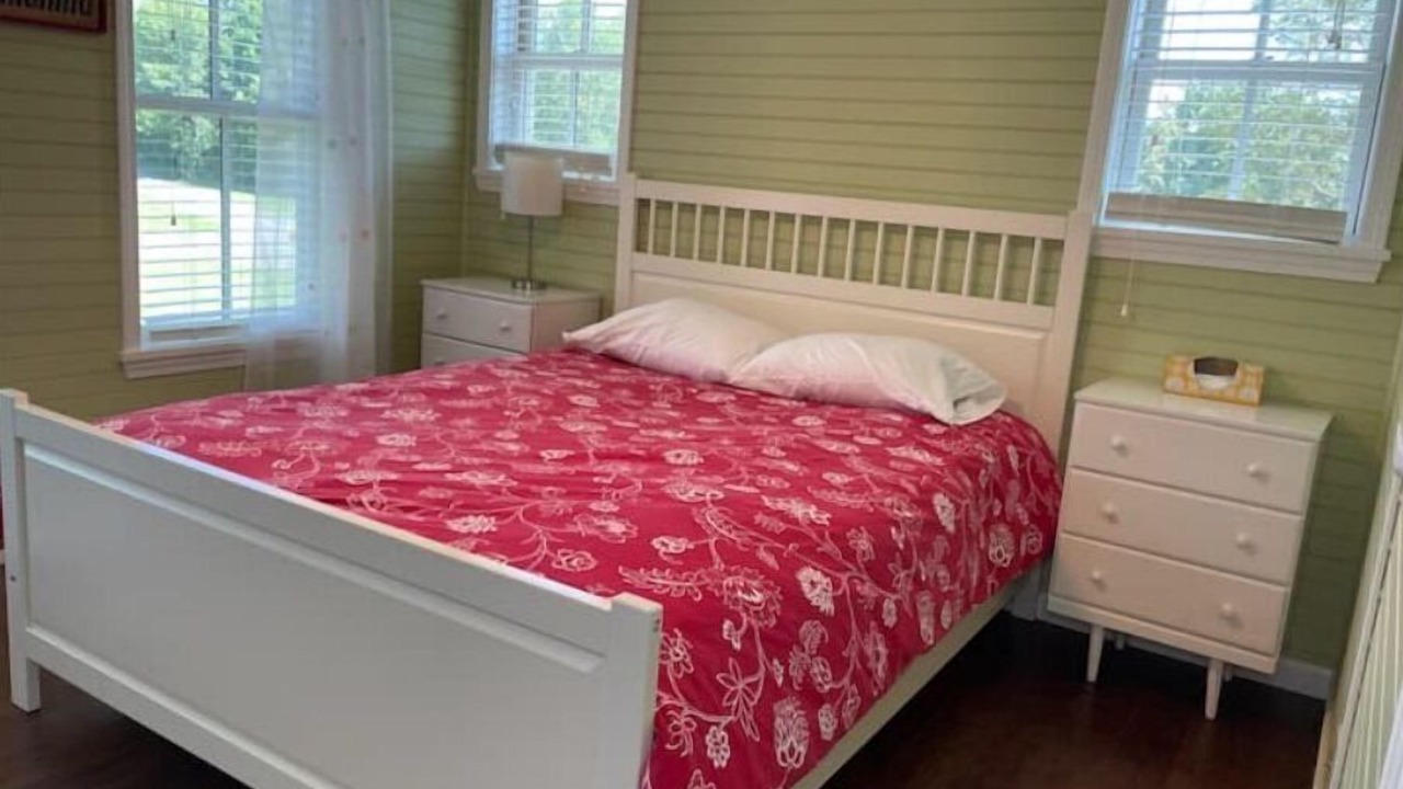 Photo of Bedroom in Thousand Island Park
