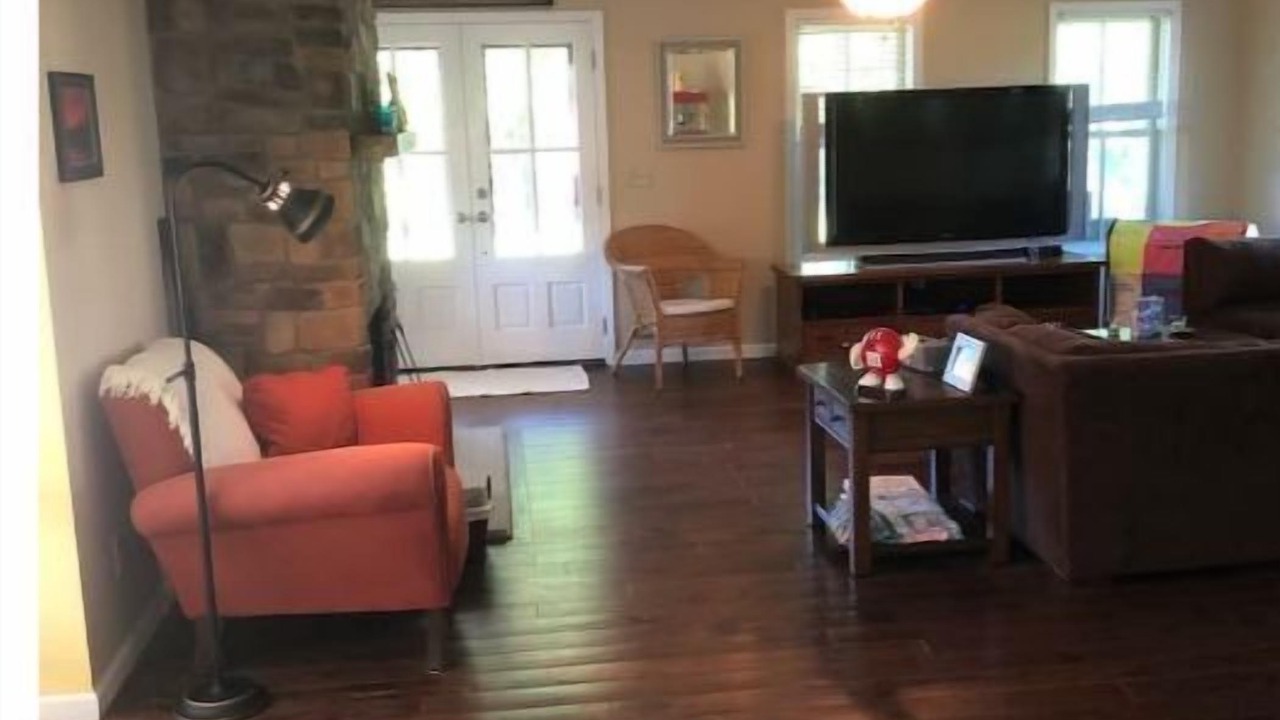 Photo of Livingroom in Thousand Island Park