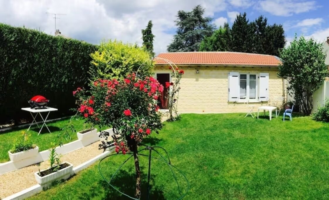 Photo of Patio Balcony in Le Perray-en-Yvelines