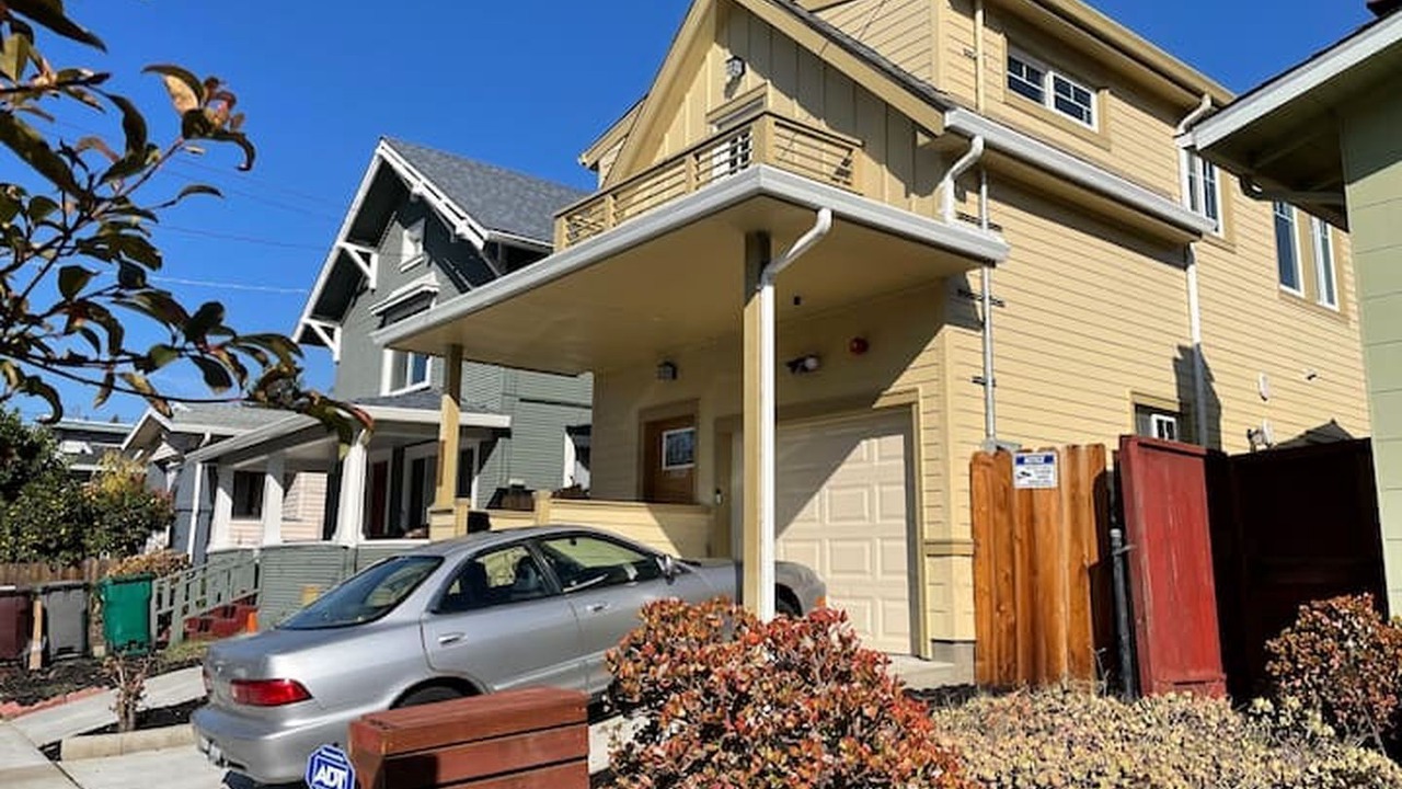 Photo of Outdoor in Dimond