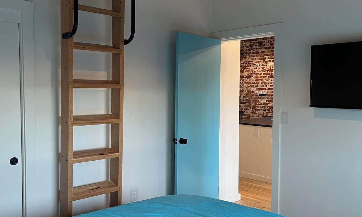 Photo of Bedroom in Redmond