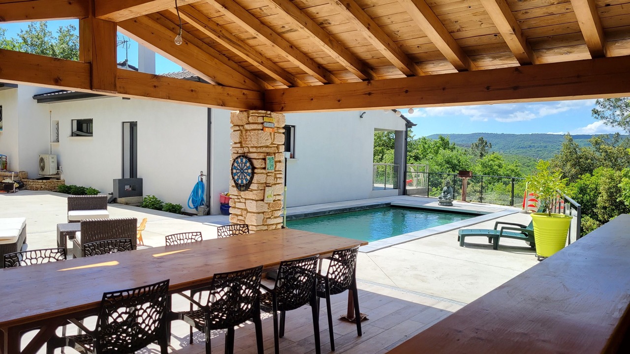 Photo of Outdoor in Saint-Julien-de-Peyrolas
