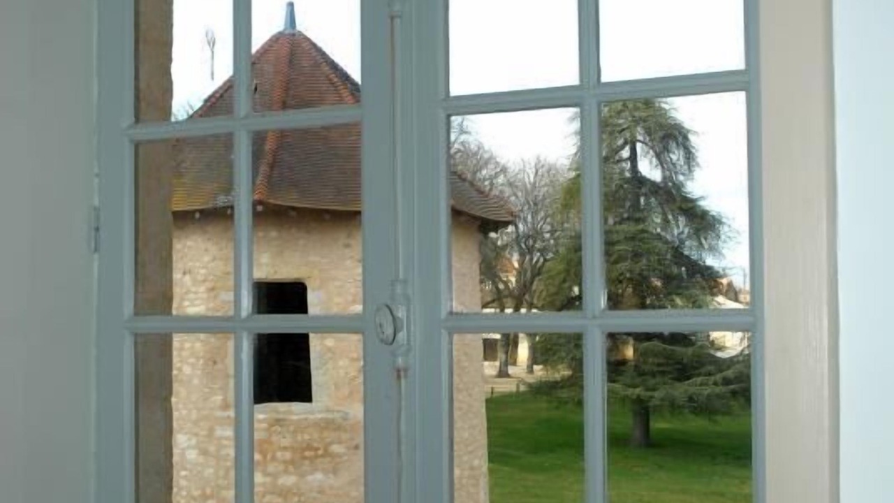 Photo of Others in Ayron