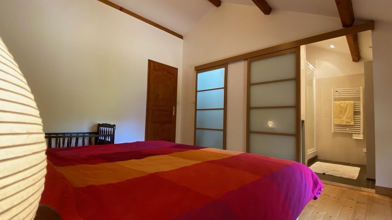 Photo of Bedroom in Cherves