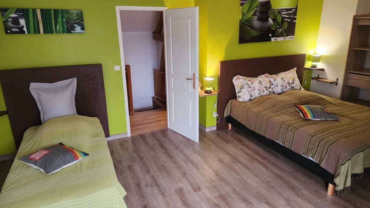Photo of Bedroom in Raslay