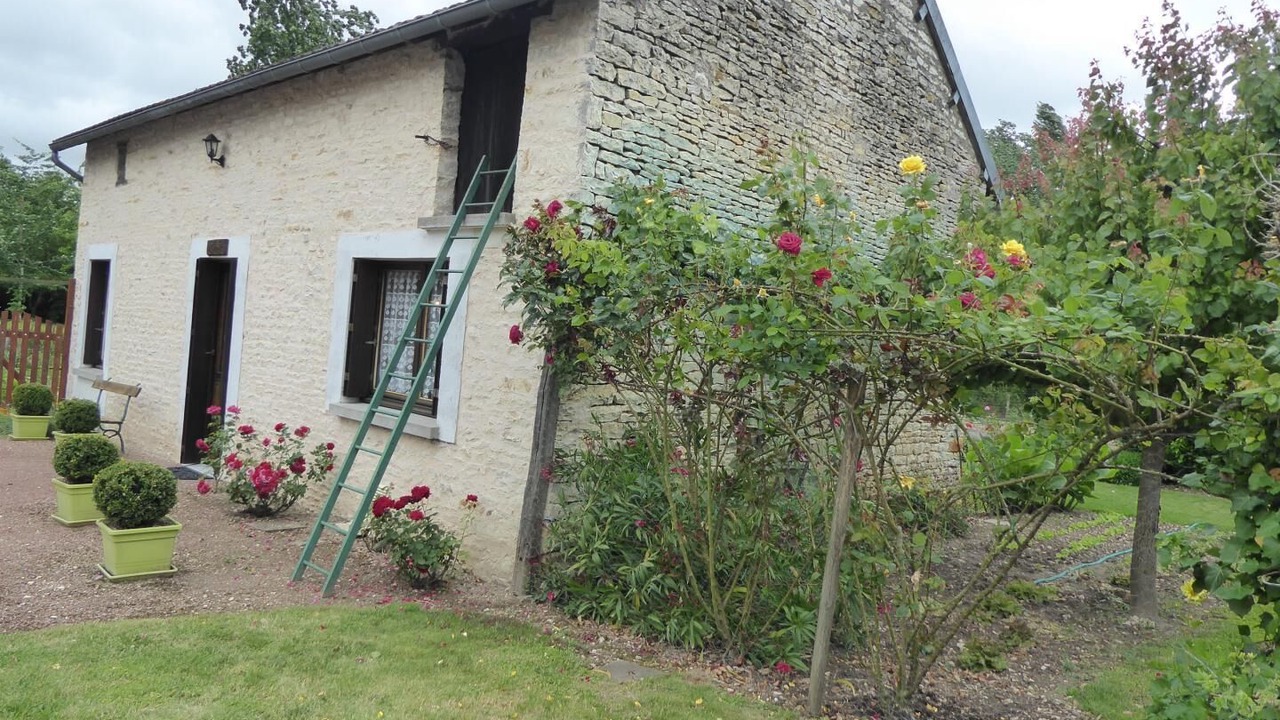 Photo of Outdoor in Martaize