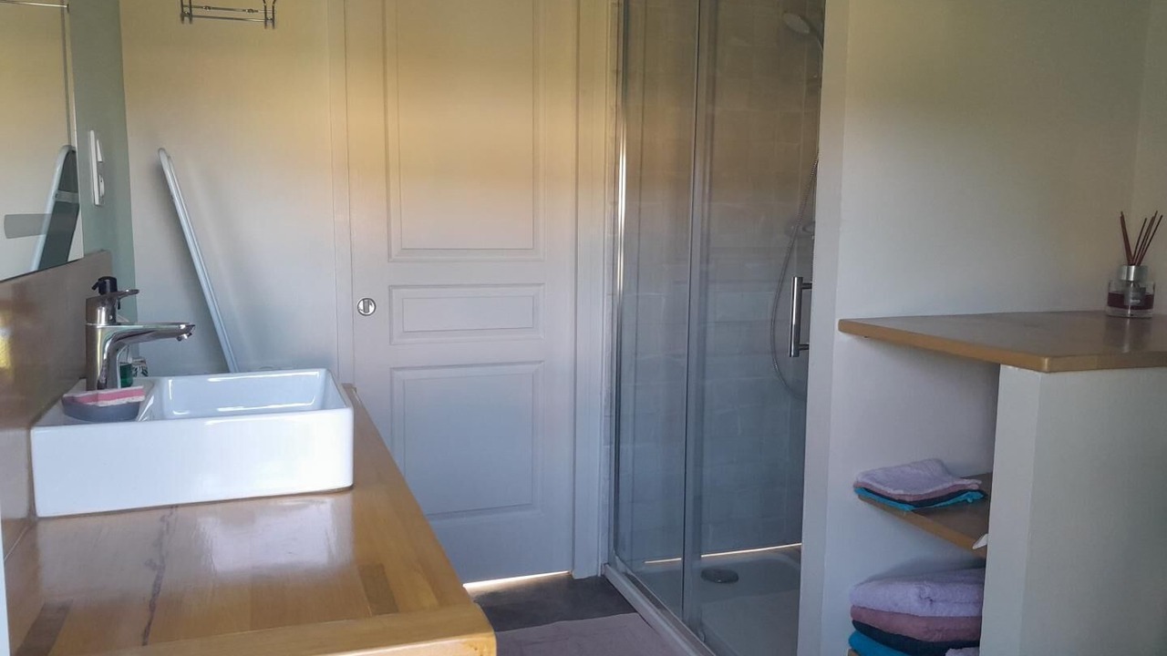 Photo of Bathroom in Coussay