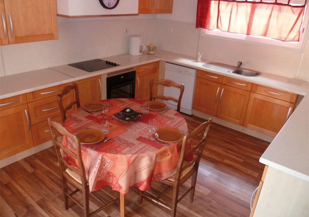 Photo of Kitchen in Payre