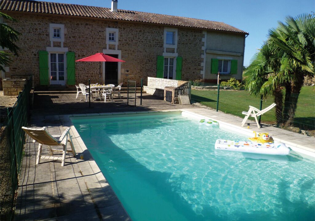 Photo of Outdoor in Payre