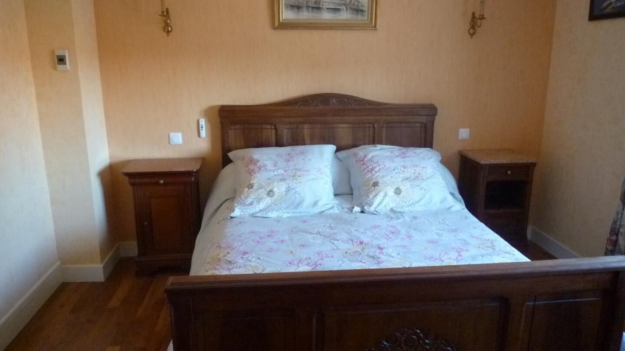 Photo of Bedroom in Orches