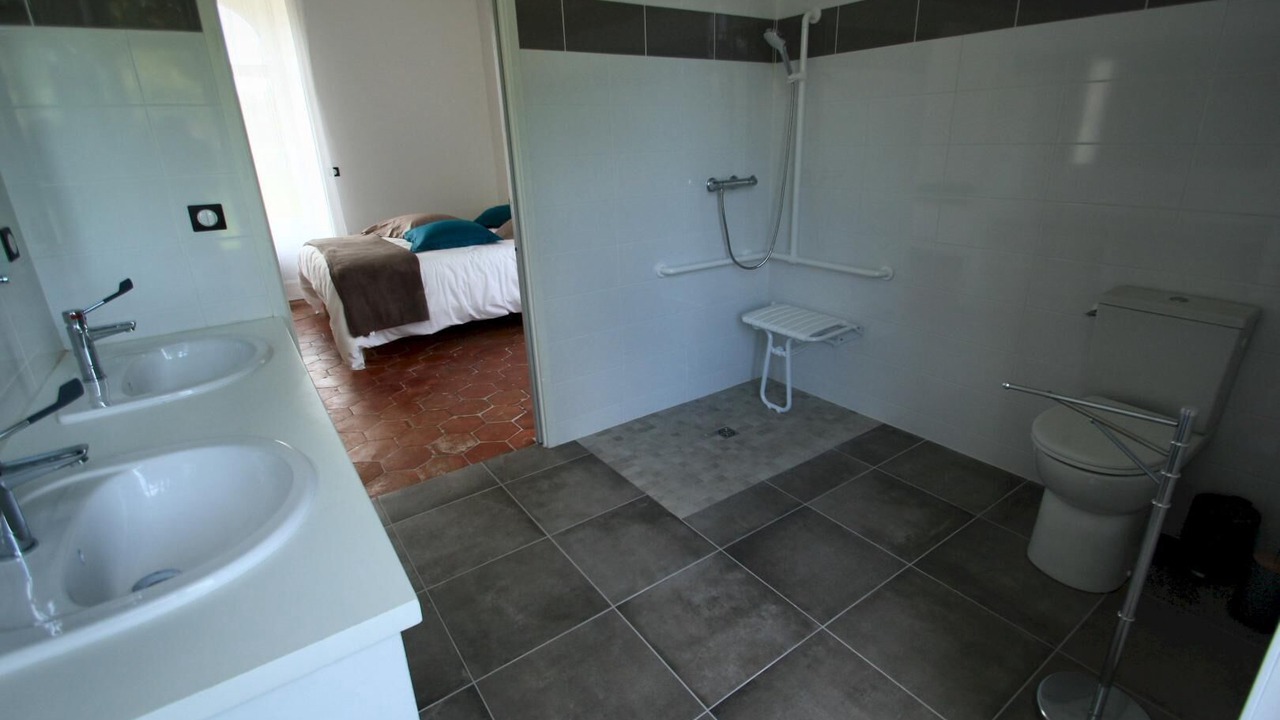 Photo of Bathroom in Saint-Gaudent