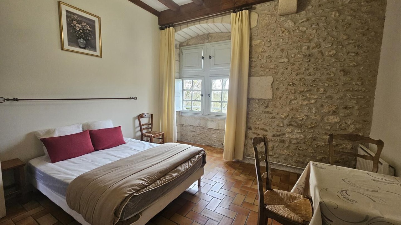 Photo of Bedroom in Ayron