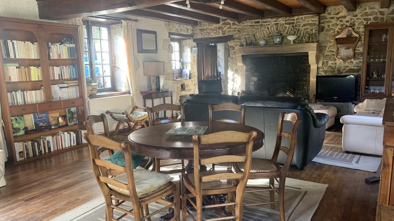 Photo of Others in Sanxay