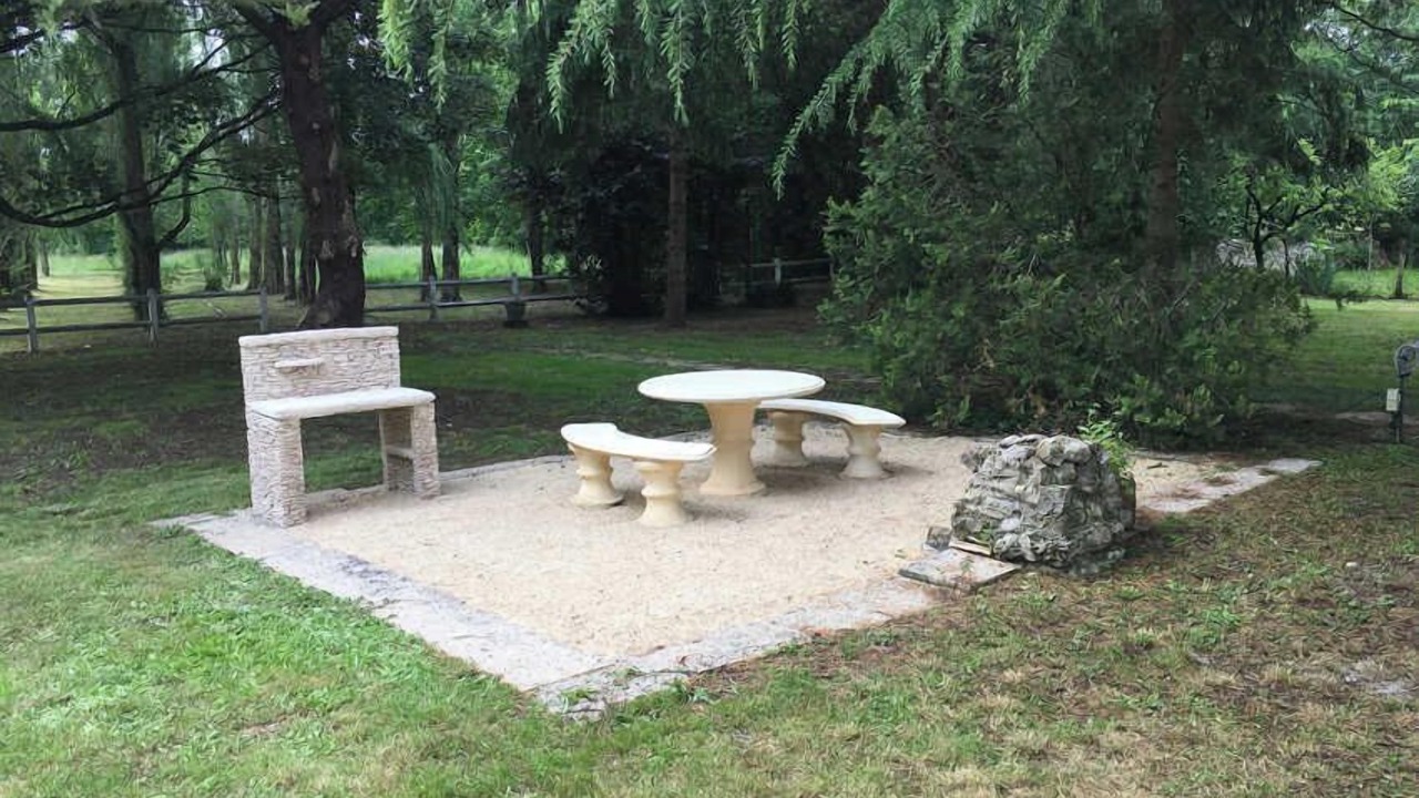 Photo of Outdoor in Chaunay