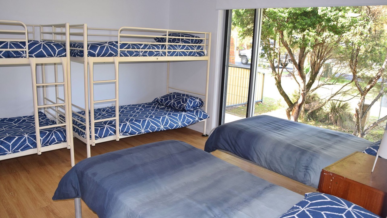 Photo of Others in Hat Head