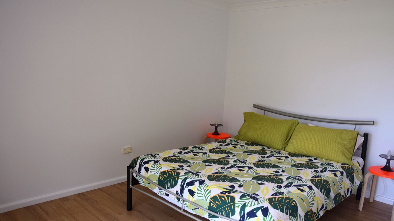 Photo of Others in Hat Head