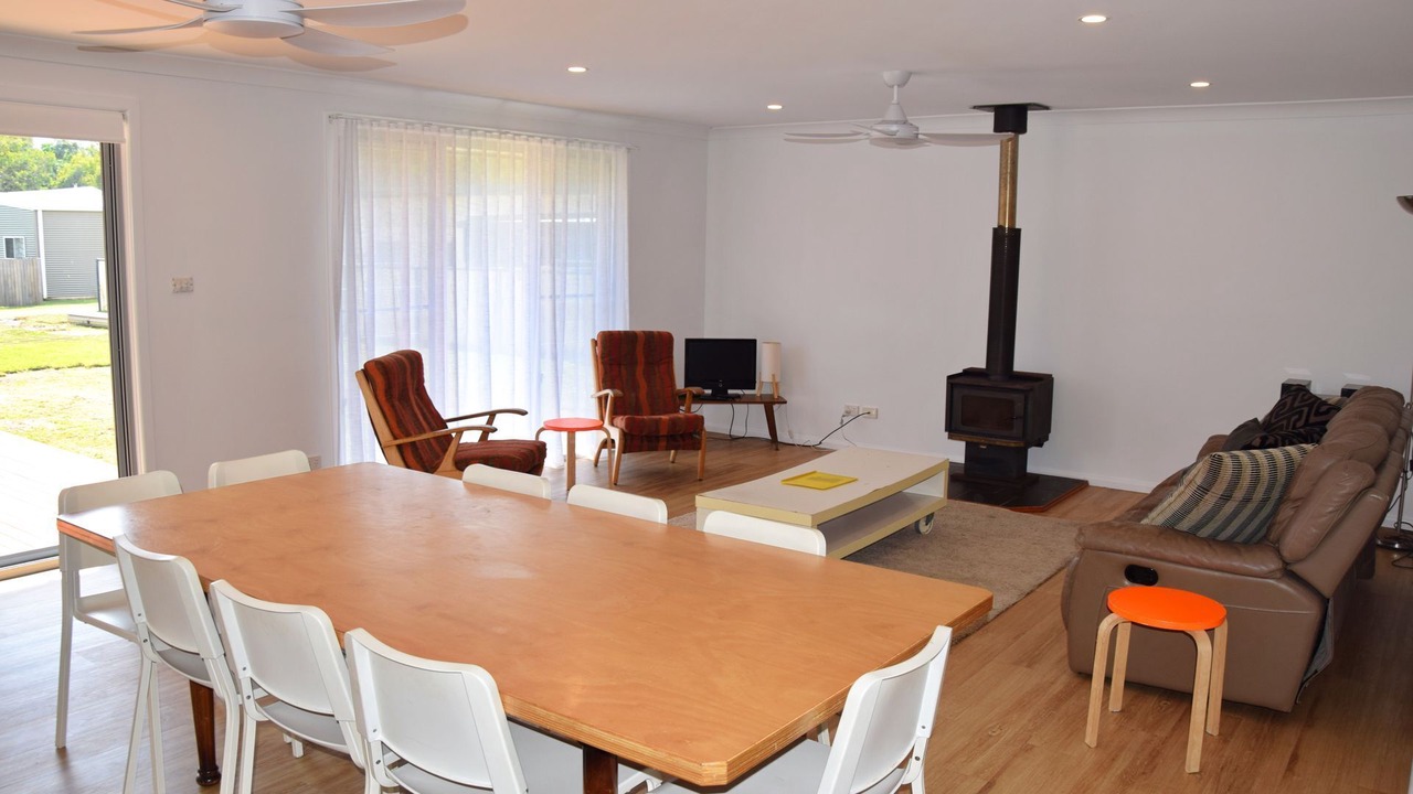 Photo of Others in Hat Head