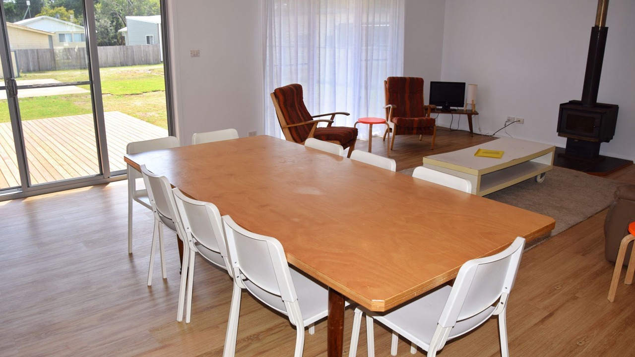 Photo of Others in Hat Head