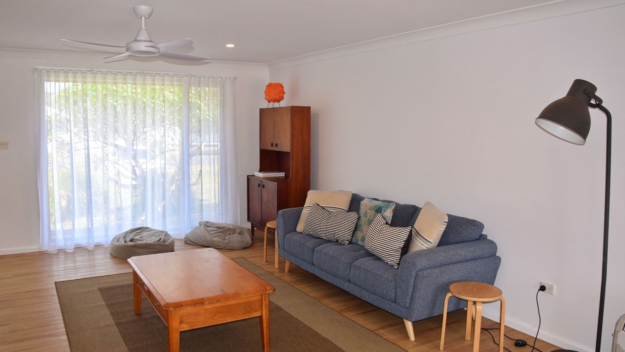 Photo of Others in Hat Head