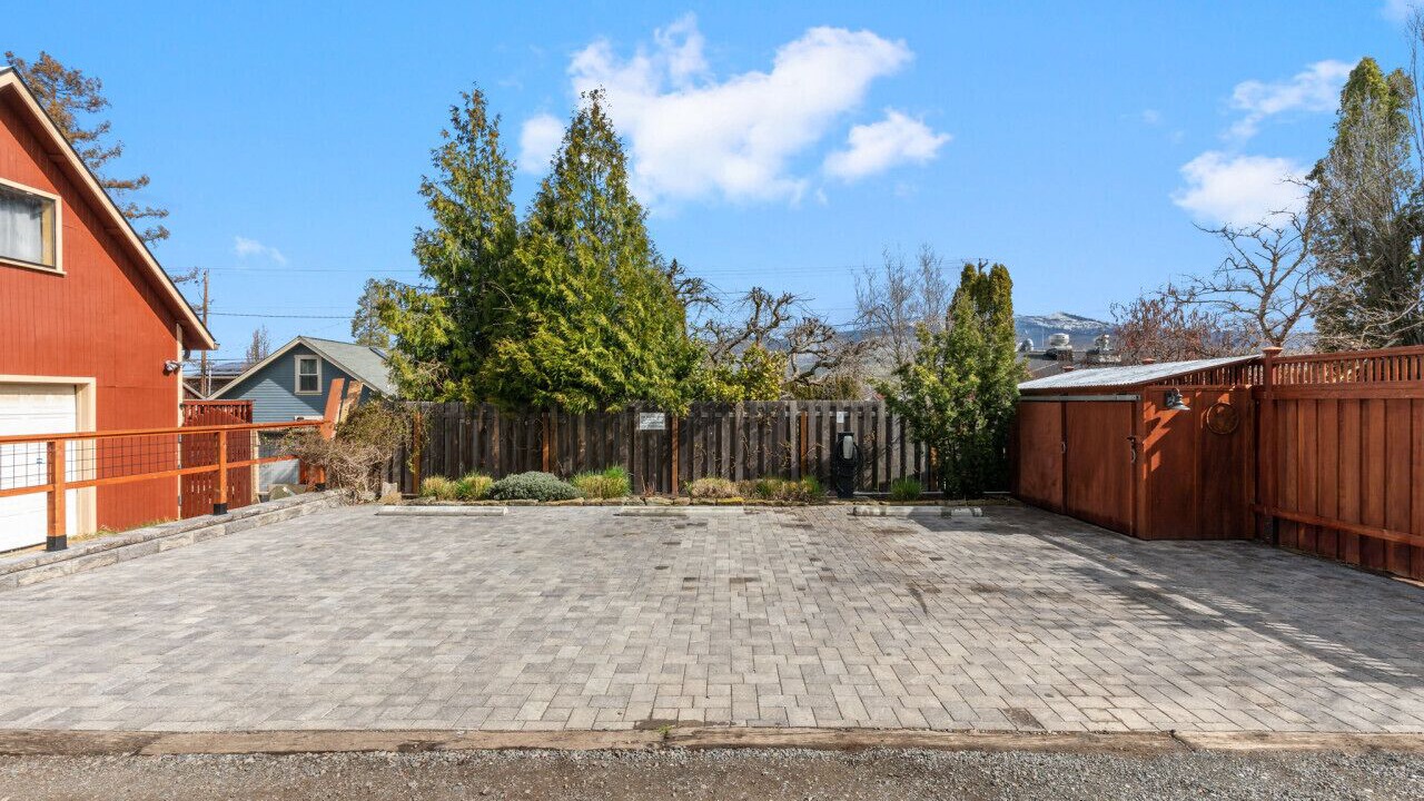 Photo of Others in Historic Railroad District