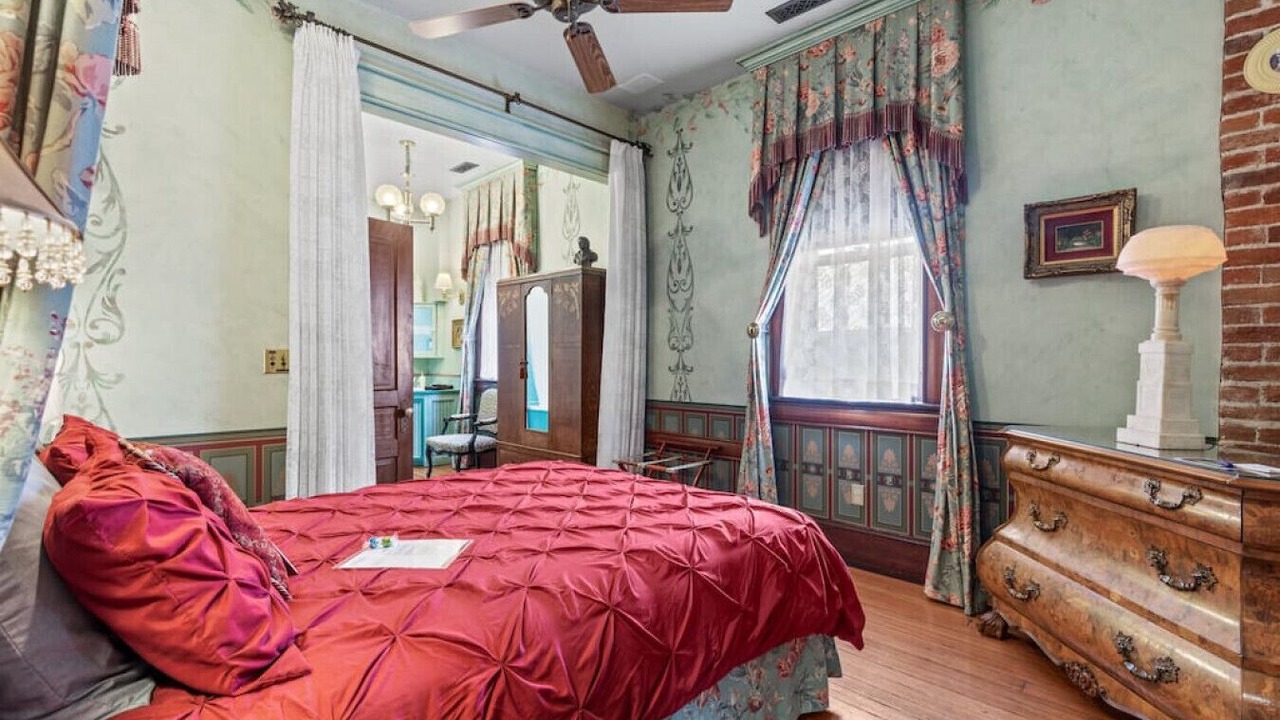 Photo of Others in Historic Railroad District