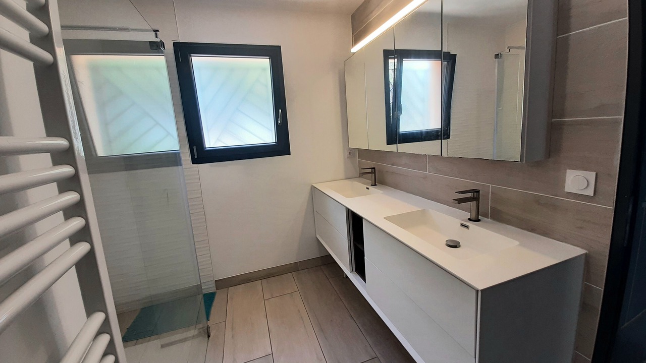 Photo of Bathroom in Saint-Gely-du-Fesc