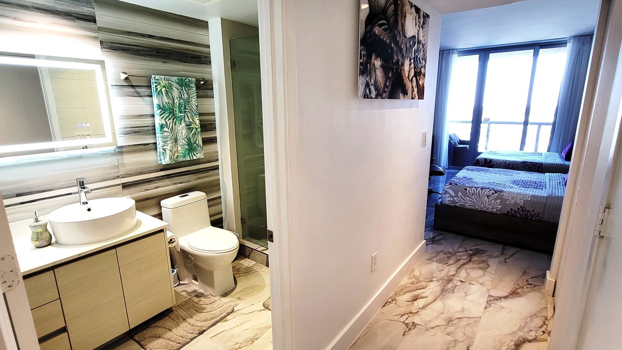 Photo of Bathroom in Hallandale Beach
