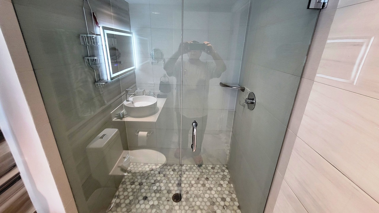 Photo of Bathroom in Hallandale Beach
