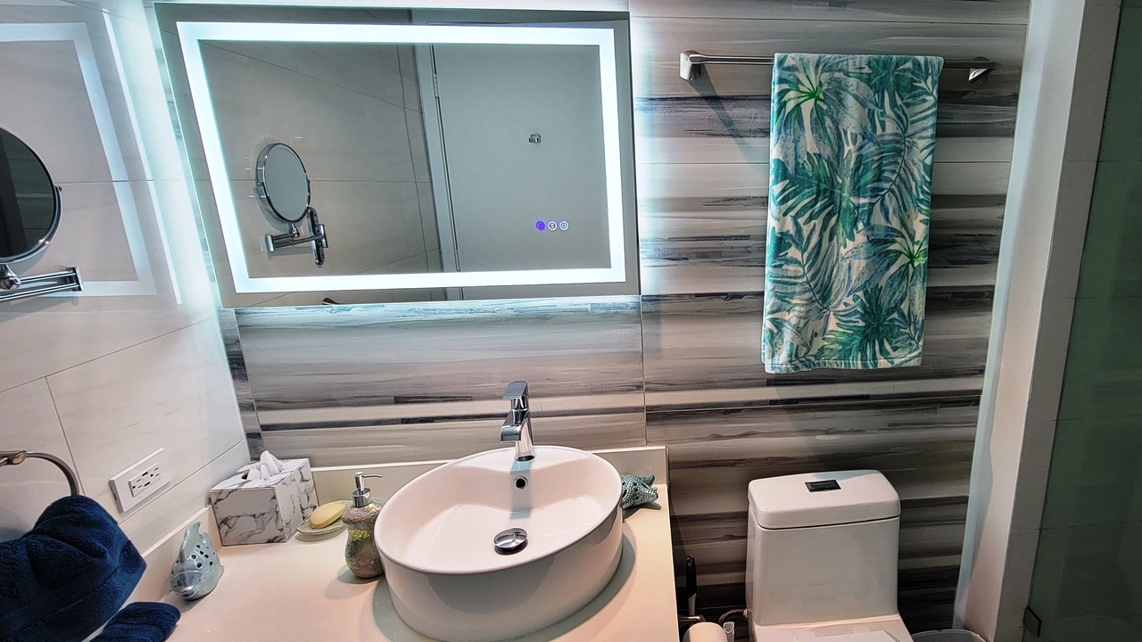 Photo of Bathroom in Hallandale Beach