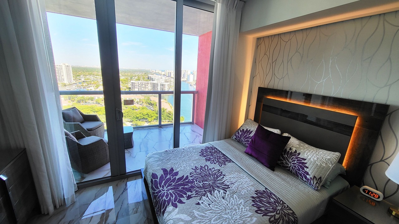 Photo of Bedroom in Hallandale Beach