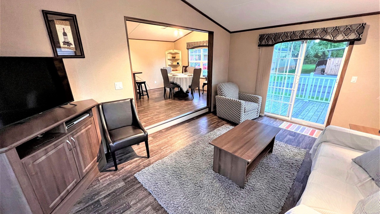 Photo of Livingroom in Queenston