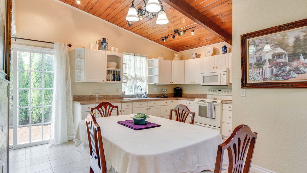 Photo of Others in Aloha