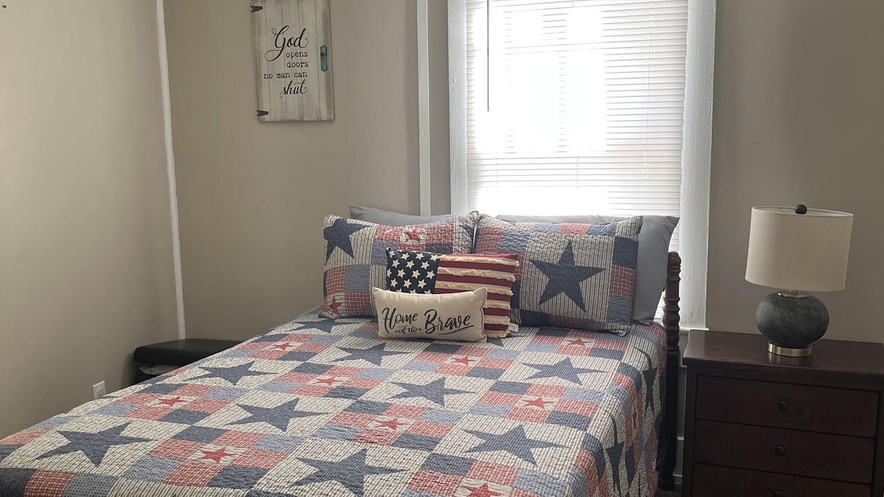 Photo of Bedroom in Van Buren