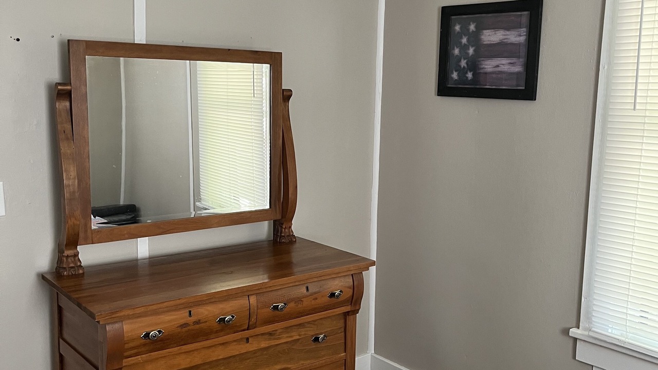 Photo of Bedroom in Van Buren