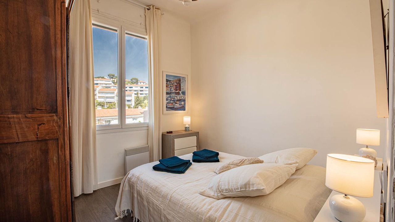 Photo of Bedroom in Cassis