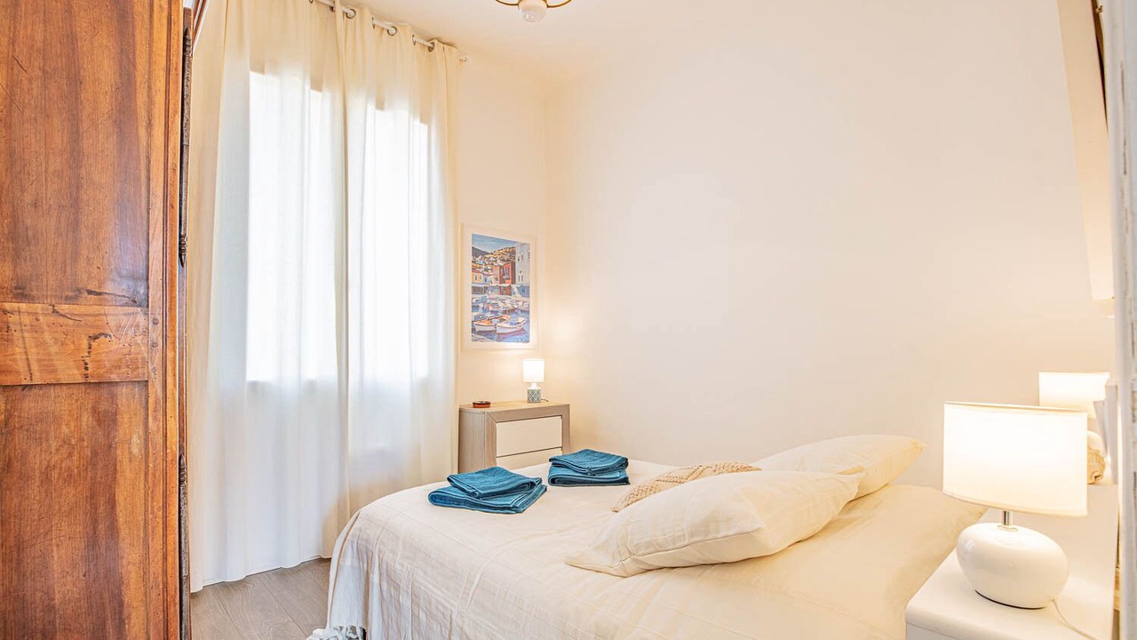 Photo of Bedroom in Cassis