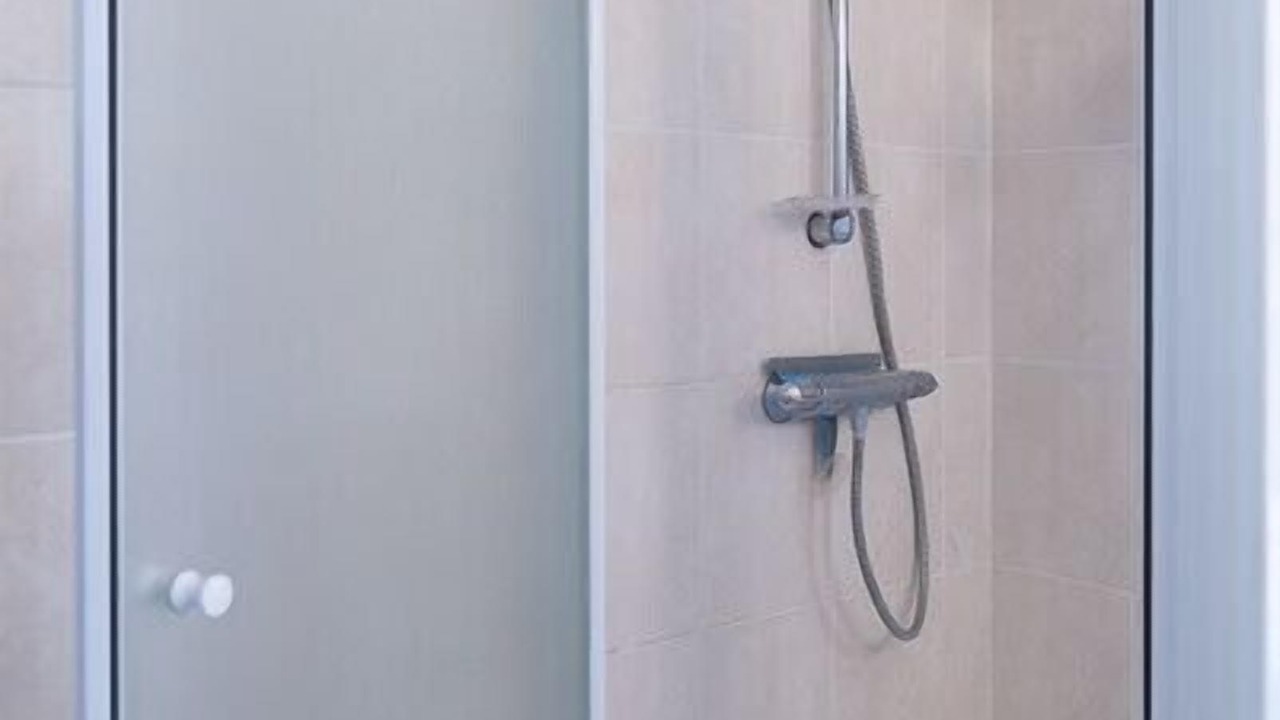 Photo of Bathroom in Levallois-Perret