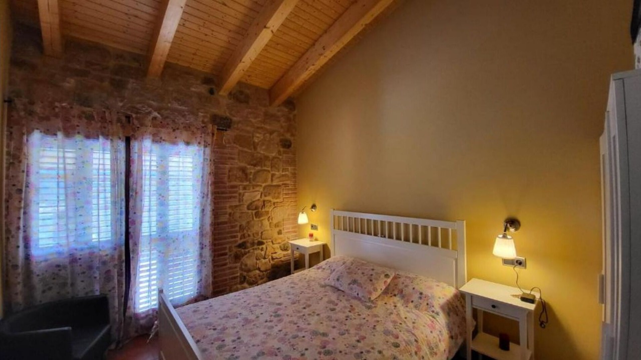 Photo of Bedroom in Lledo