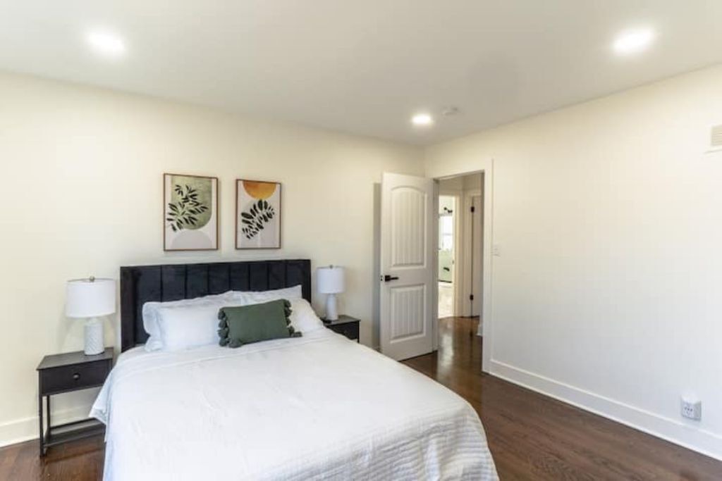 Photo of Bedroom in Prairie Village