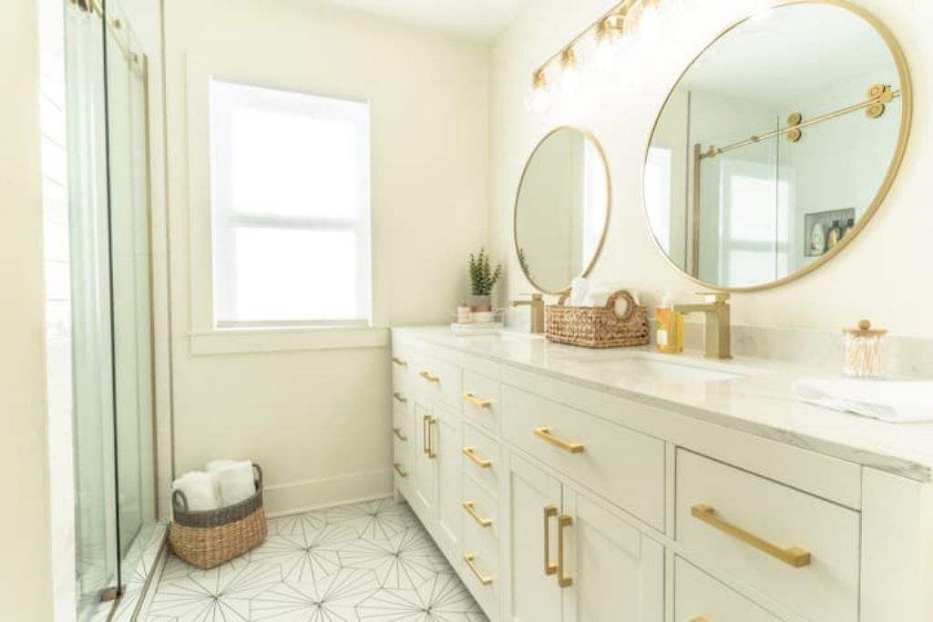 Photo of Bathroom in Prairie Village