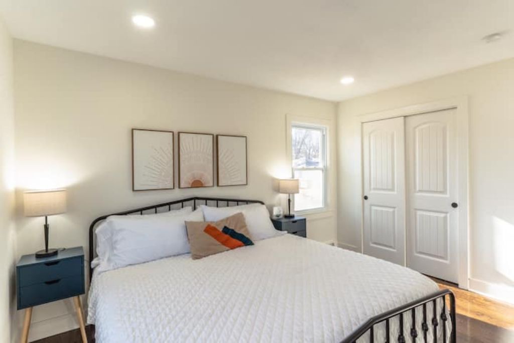 Photo of Bedroom in Prairie Village