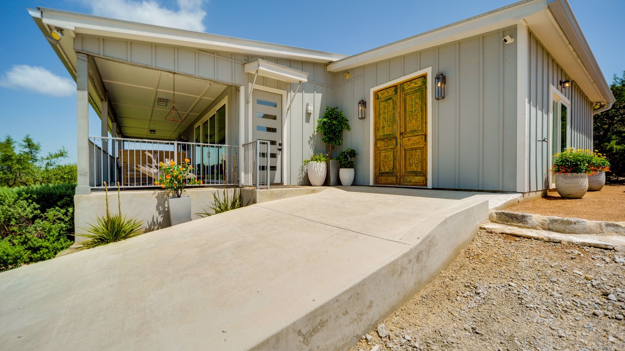 Photo of Outdoor in Spring Branch