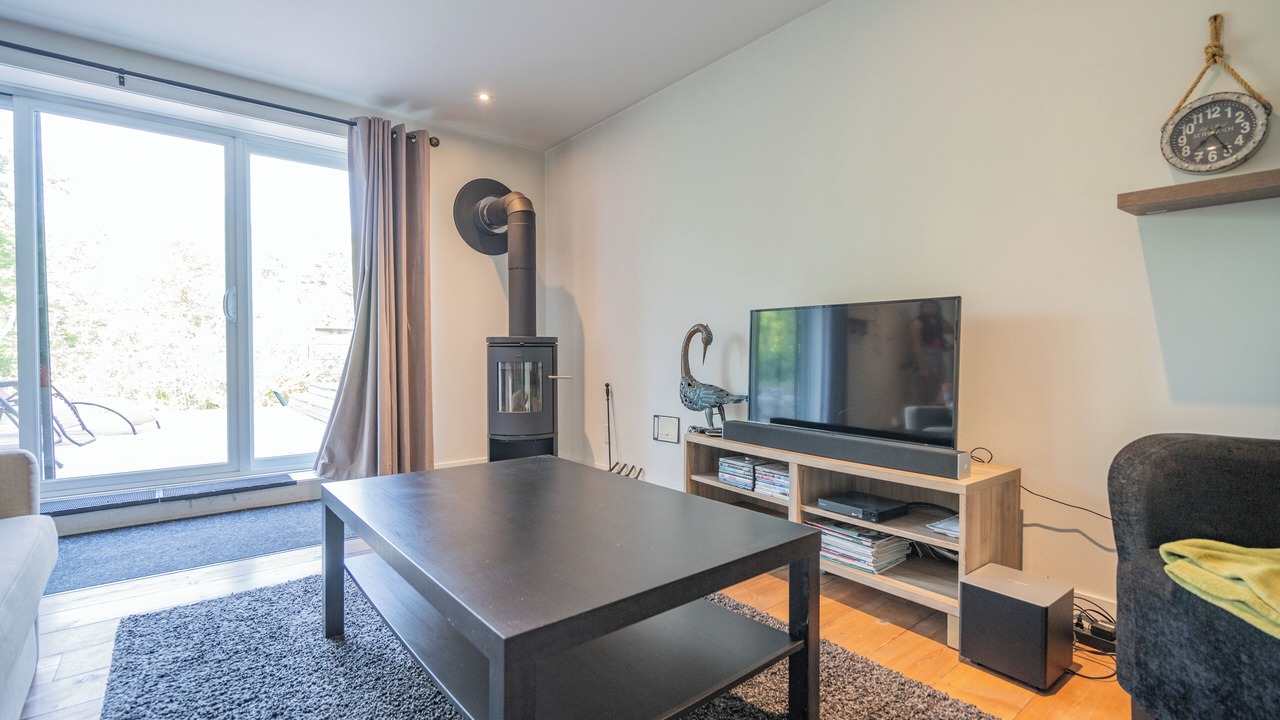 Photo of Livingroom in Sainte-Emelie
