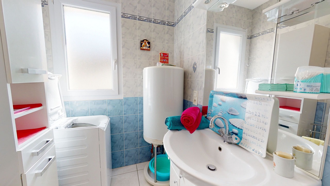 Photo of Bathroom in Saint-Gilles-Croix-de-Vie