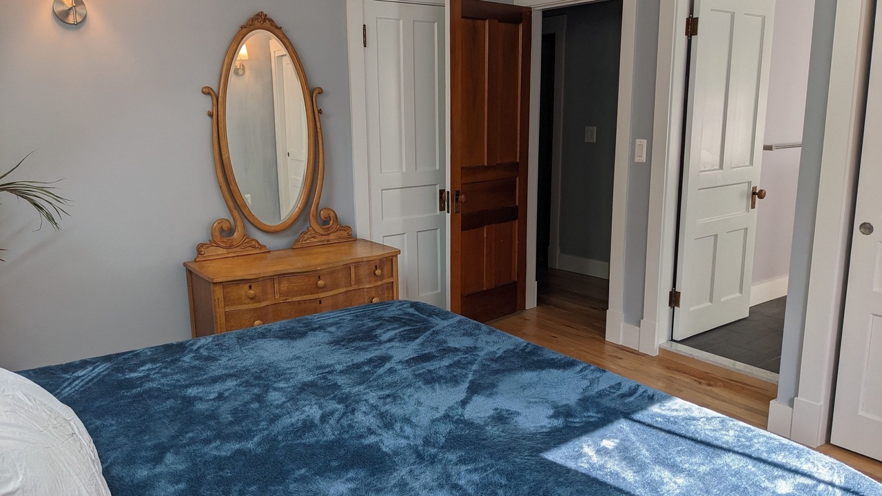 Photo of Bedroom in Old North End