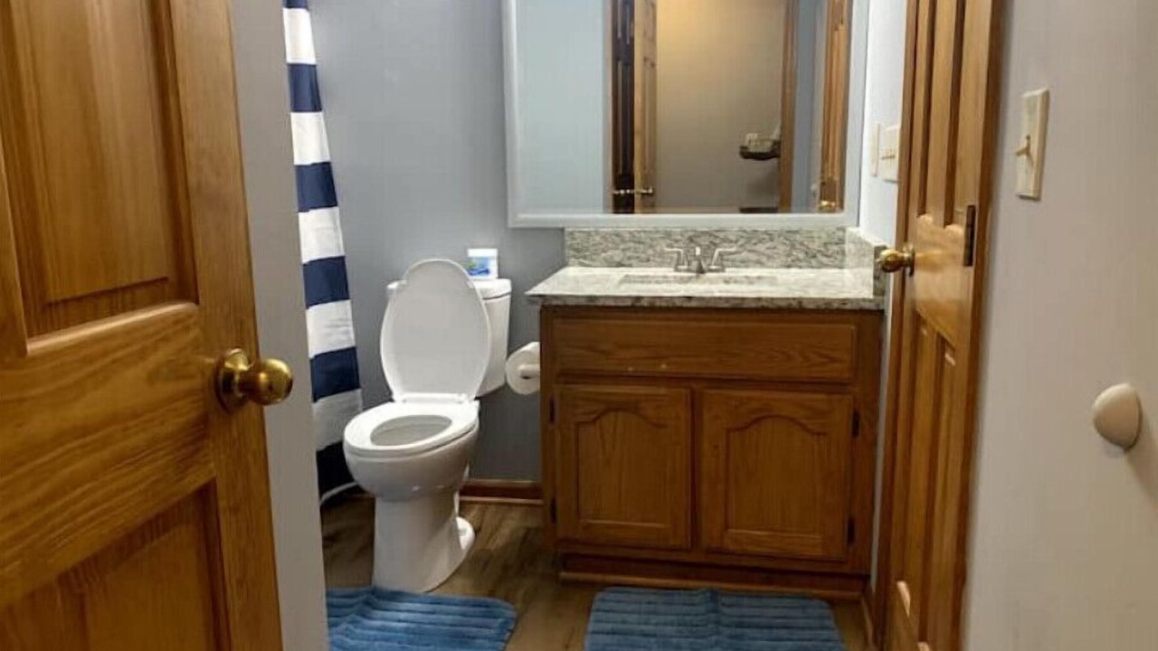 Photo of Bathroom in Mount Berry